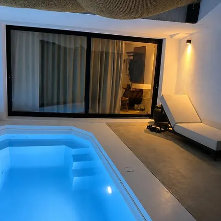 Eros Suite, Private Pool Retreat In Villa Skyros